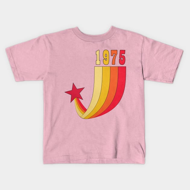 Vintage 1975 Kids T-Shirt by Nerd_art